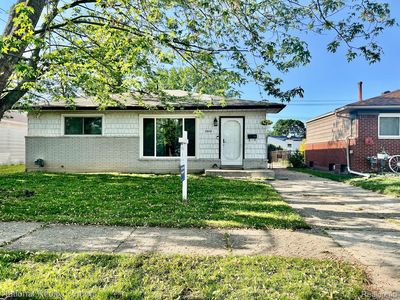 30664 Burlington St, Westland, MI, 48186