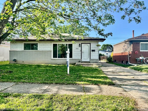 30664 Burlington St, Westland, MI 48186