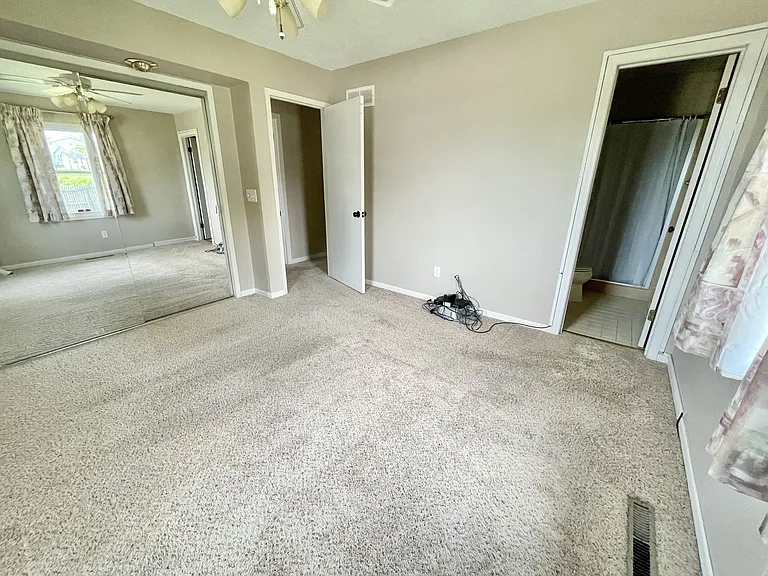 105 Colony Dr — Photo 4