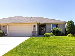 872 Southern Pine Ln SW, Rochester, MN 55902