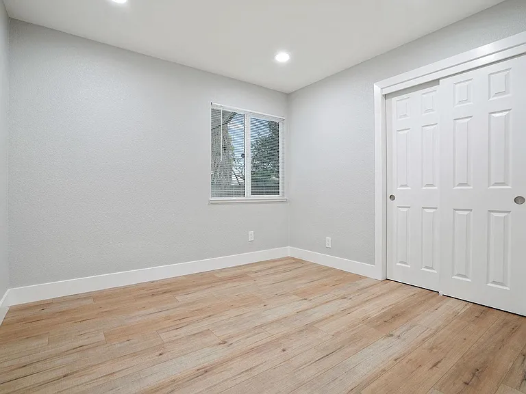 7728 Quinby Way — Photo 24