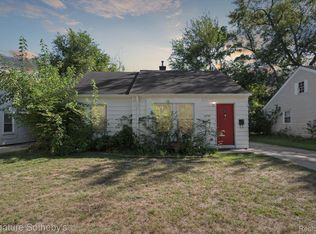 12761 Saratoga St, Oak Park, MI