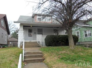 1327 E Hillcrest Pl, Peoria, IL