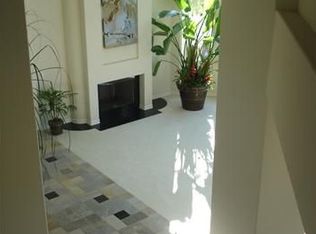 9785 Crystal Ridge Dr, Escondido, CA 92026