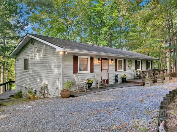 41 Uloque Ct, Brevard, NC 28712