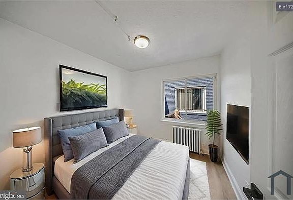 5th image of 337 Delafield Pl NW #1A