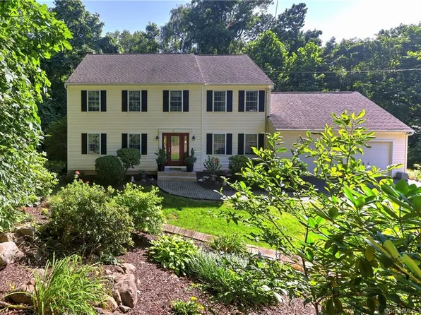 624 Jarvis Street, Cheshire, CT 06410