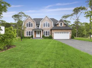 3 Rady Ln, East Quogue, NY 11942