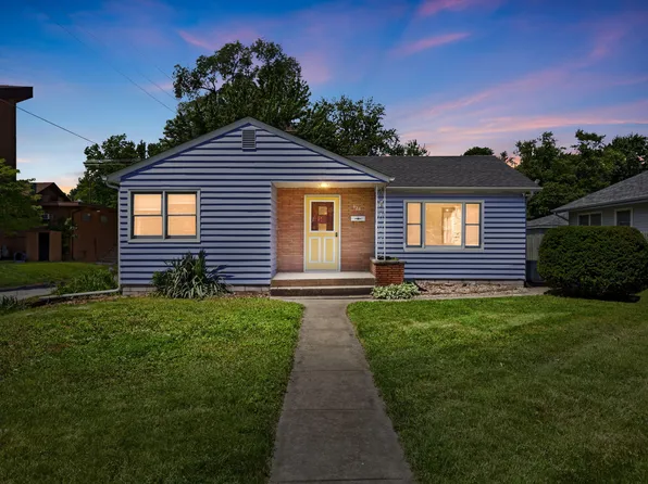 426 S 11th St, Chesterton, IN 46304