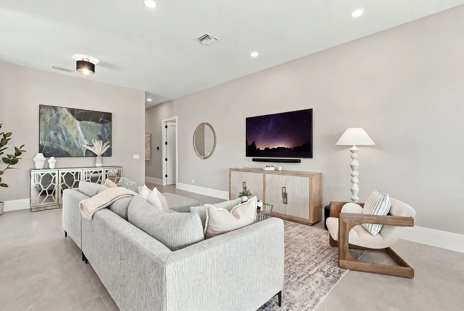3 bed, 3.0 bath, 2152 sqft, $15,583 — Photo 4