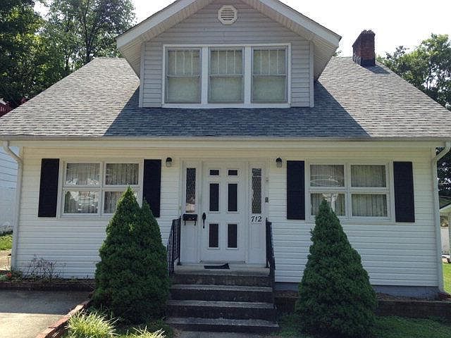 1st image of 712 Court St