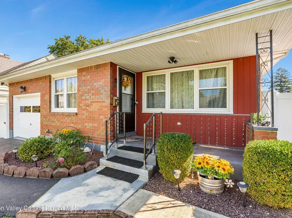 65 Rose Court, Albany, NY 12209