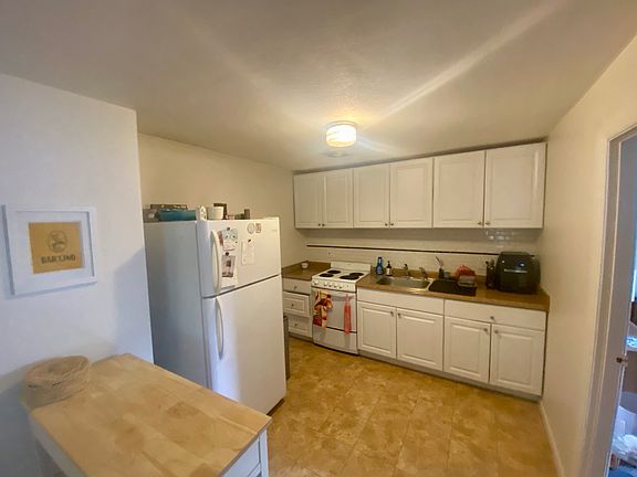 4th image of 434 Mount Auburn St #1-3