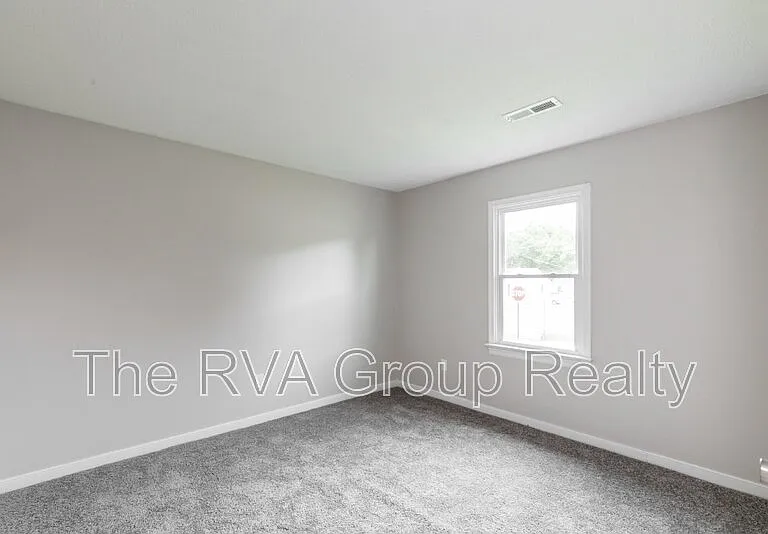 201 Evergreen Ave — Photo 14