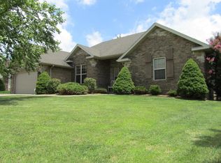 3930 S Ridgeline Ave, Springfield, MO 65807