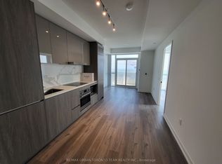 28 Interchange Way #1612, Vaughan, ON L4K 5C3