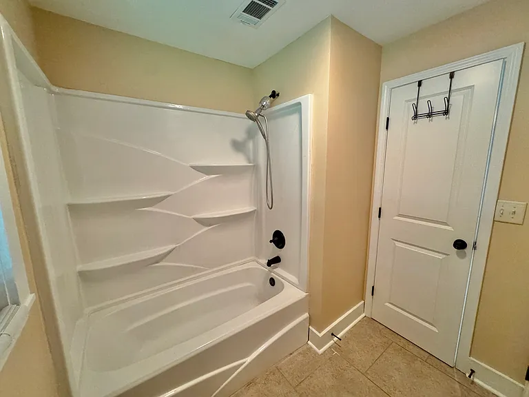 Bathroom (Bedroom 2)