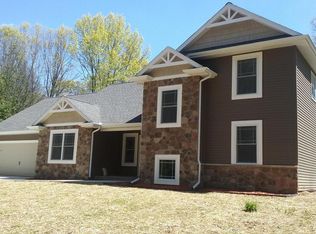 66768 Hess Rd, Edwardsburg, MI 49112