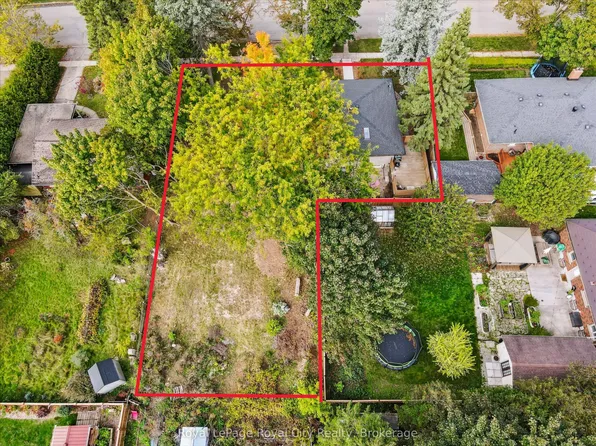 20 Highview Pl, Guelph, ON N1H 1M7