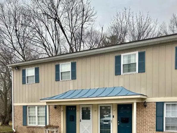 17 Wexford Dr, North Wales, PA 19454