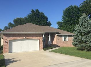 3420 S Briarwood Ct, Springfield, MO 65807