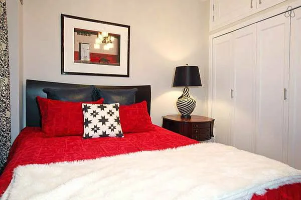 Rented by Keller Williams NYC | media 16