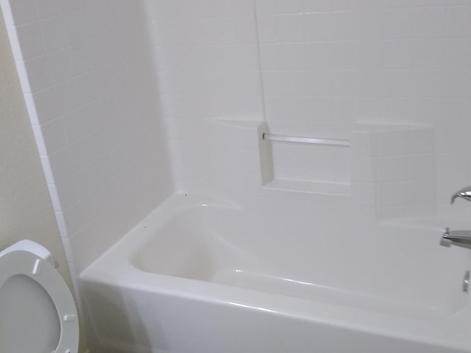 1st image of 3207 Willacy Dr APT B