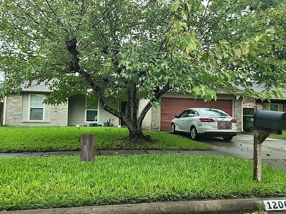 1st image of 1206 Thomas Dr