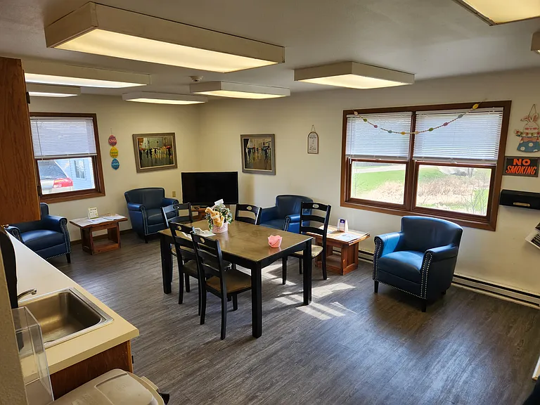 Pheasant Run Apartments — Photo 4