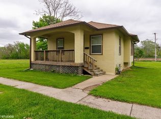 230 N Cottage Ave, Kankakee, IL 60901