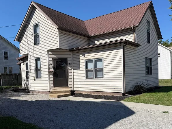 497 W 2nd St, Logan, OH 43138