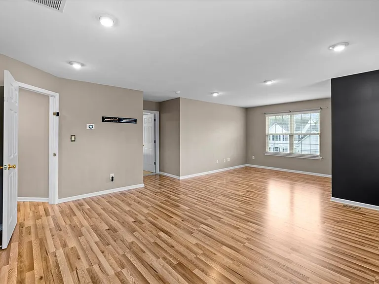 49 Equestrian Dr — Photo 27