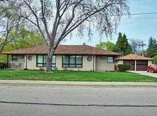 1274-76 Demmond St, Elgin, IL 60123