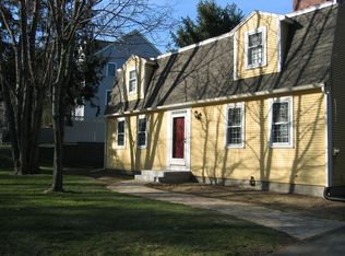 87 Pleasant St, Westford, MA 01886