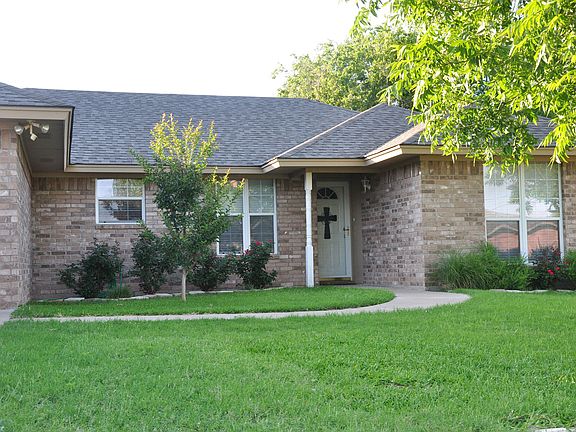 255 Maple Lane
