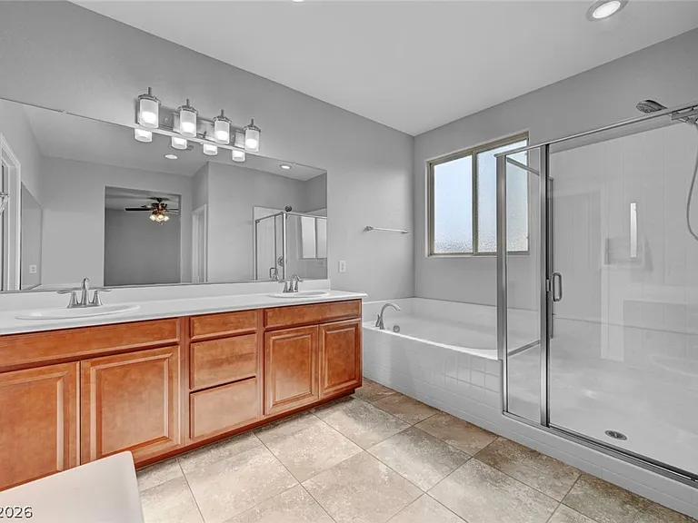 10735 Centerville Bay Ct — Photo 34