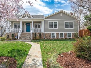 6900 Sycamore St, Falls Church, VA 22046