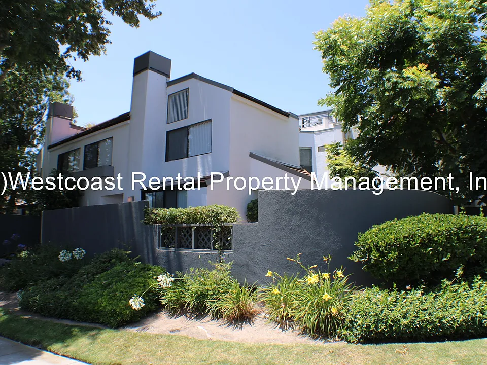 2477 Chandler Ave #246