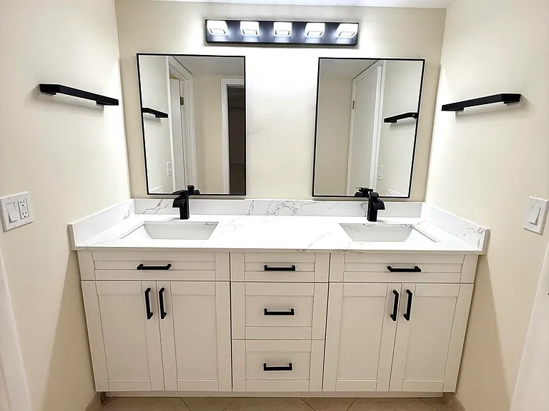 6649 Somerset Dr #205 — Photo 11