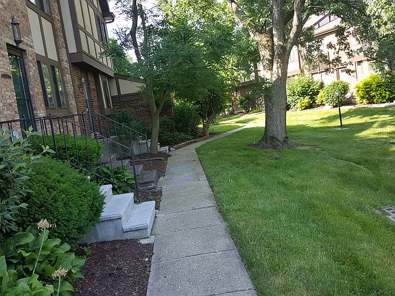 3rd image of 7501 Parliament Ct #152