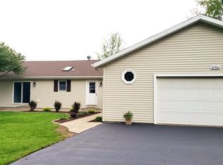 3056 Copper Shores Dr, Hastings, MI