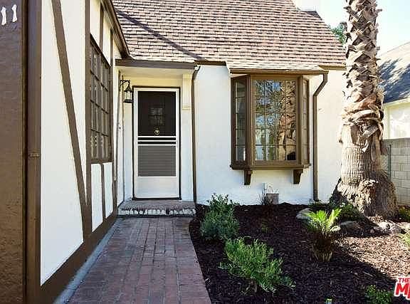 3rd image of 411 N Palm Ave