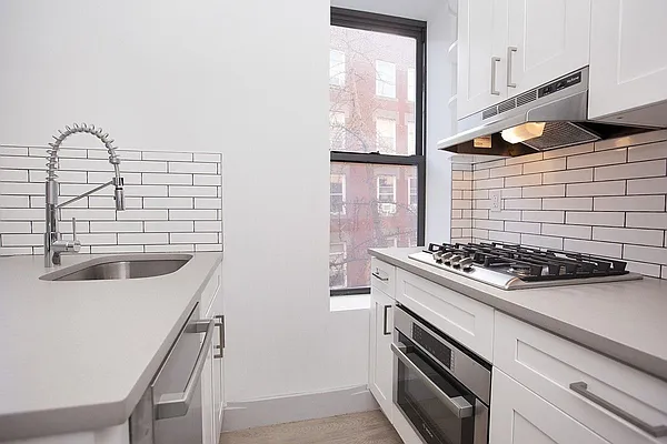 Rented by Kleier Residential | media 11