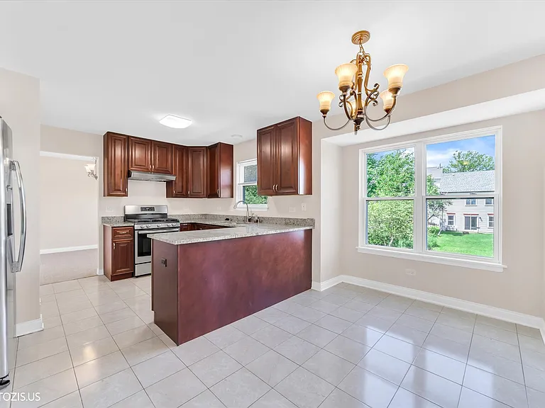 1906 Armwood Ln — Photo 15