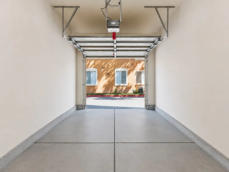 Missions at Sunbow Apartments — Photo 16