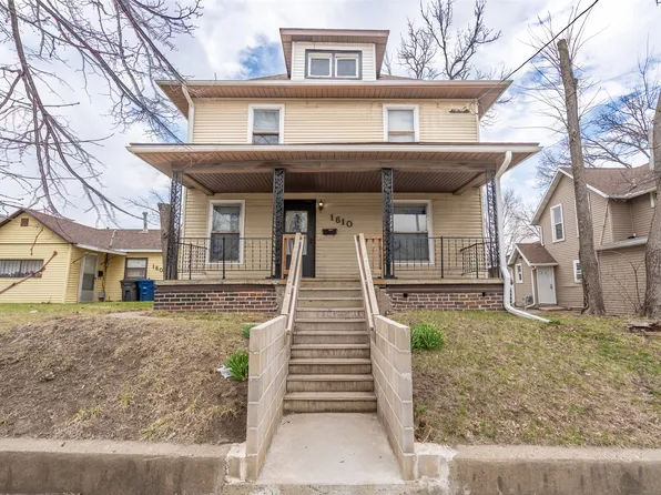 1610 E Grand Ave, Des Moines, IA 50316