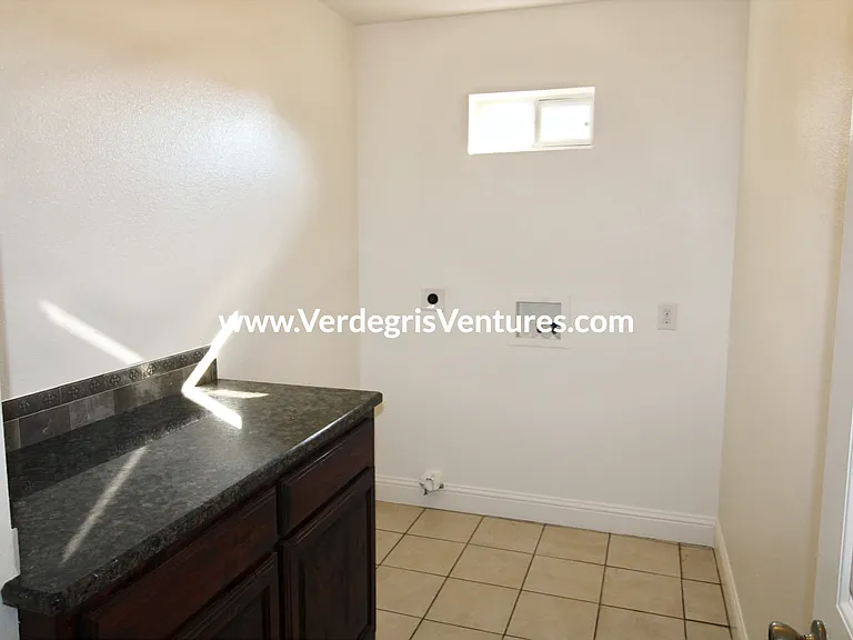 Laundry room & storage