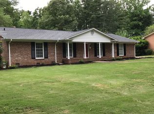 119 Covington Rd, Greenville, SC 29617