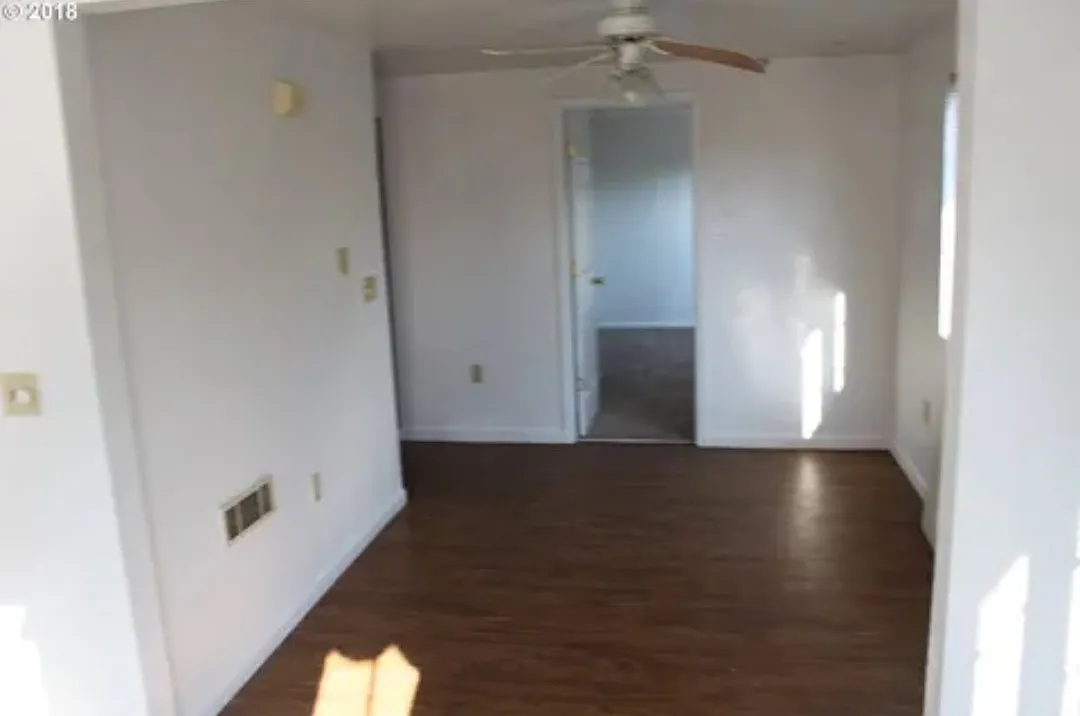 2 bed, 800 sqft, $1,700 — Photo 4