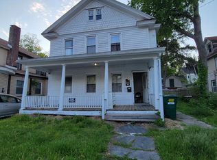 15 Park St #1, Ellenville, NY 12428